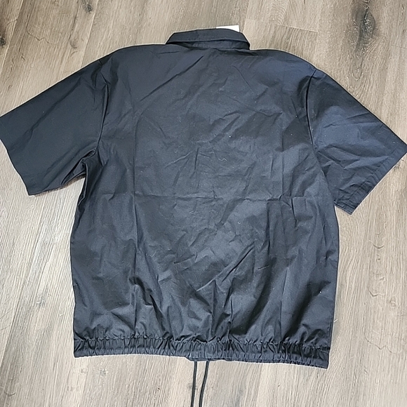 Medium Nike Club Short-Sleeve Oxford Button-Up Shirt Mens Black Loose Fit - Picture 5 of 6